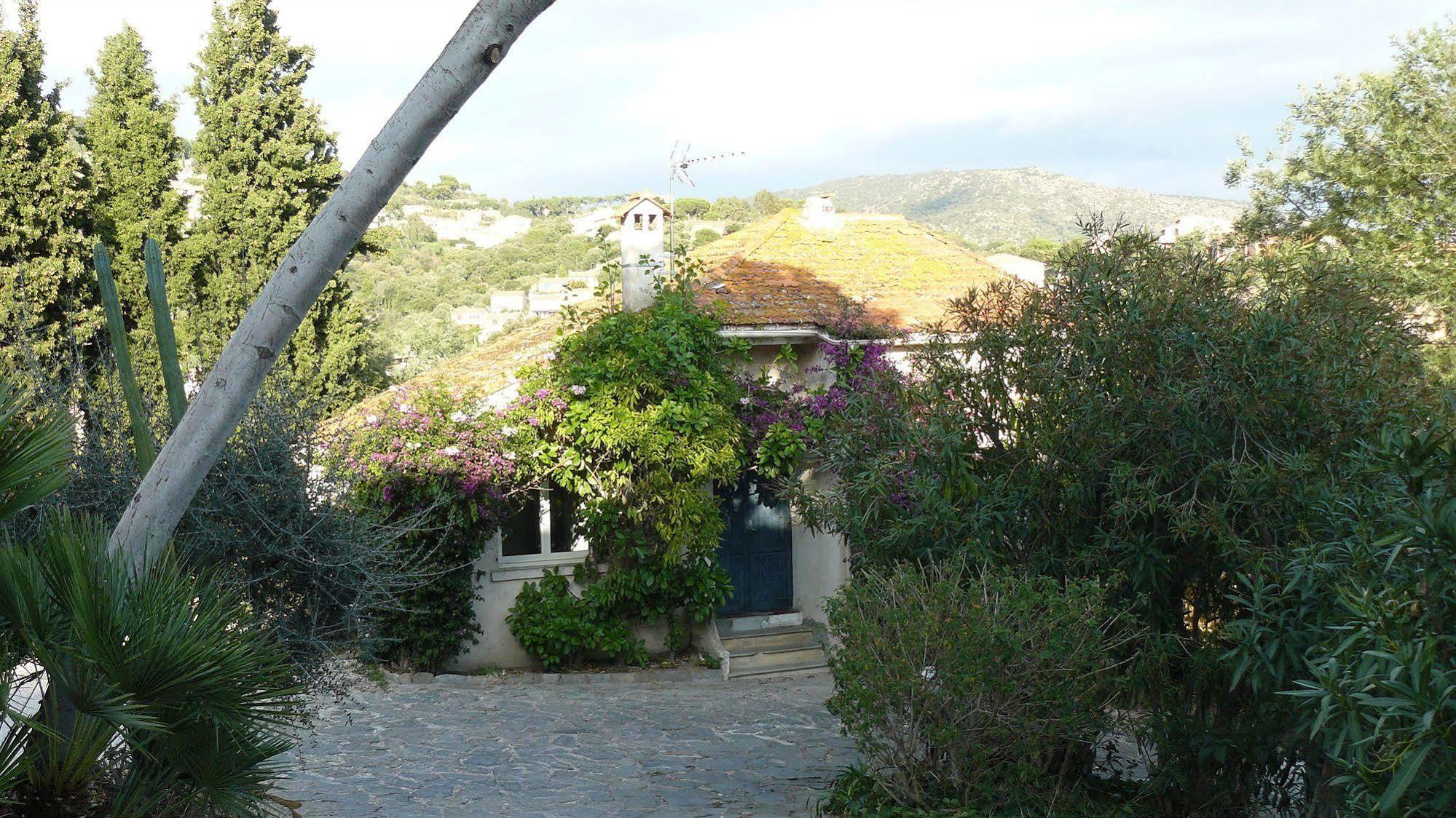 Hotel Paradis Bormes-les-Mimosas Exteriér fotografie